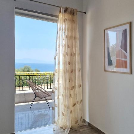 Almyros Aktis Seaview Apartment Καλαμάτα Εξωτερικό φωτογραφία